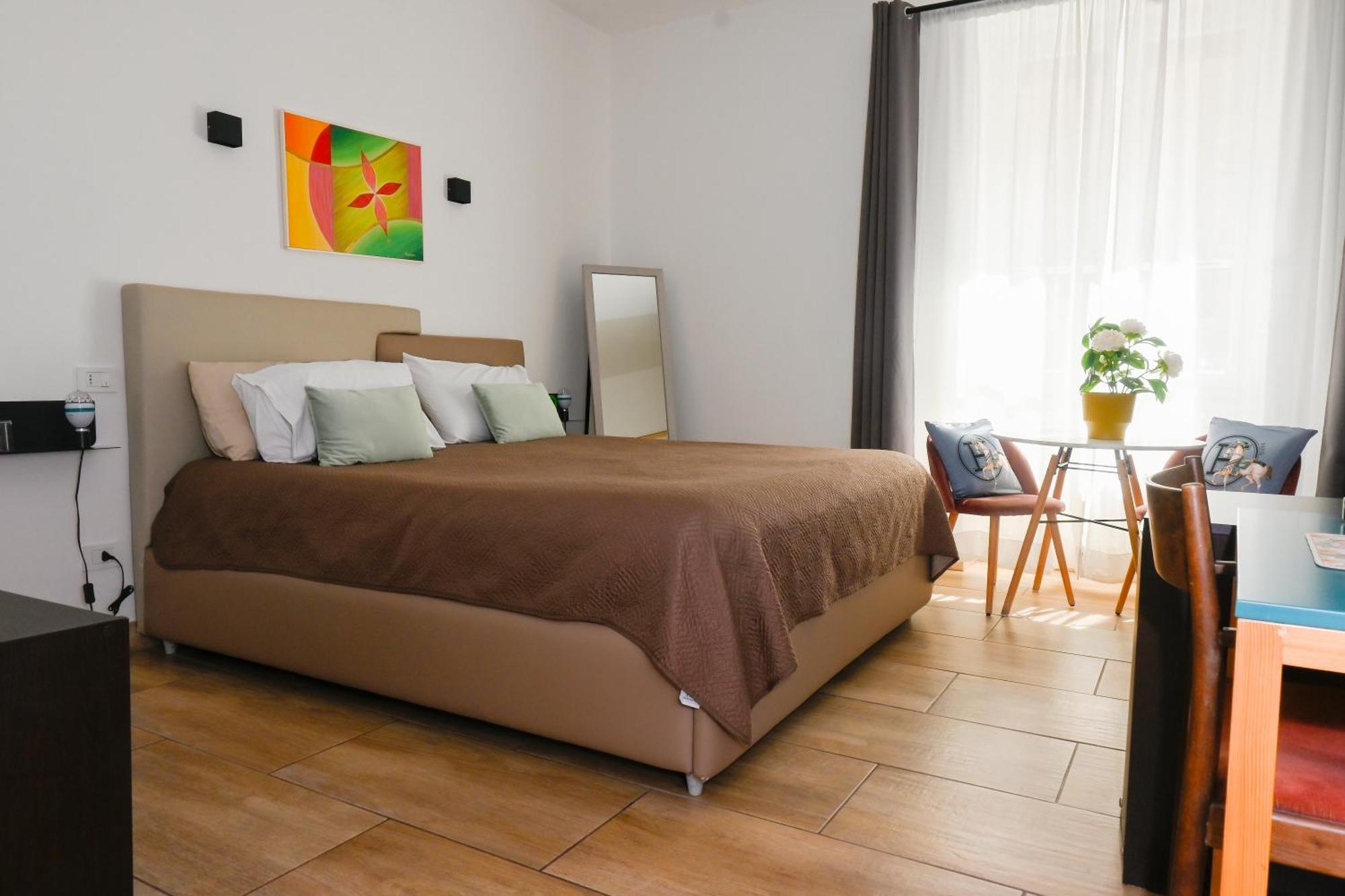 Zeta Rooms Caserta Eksteriør bilde